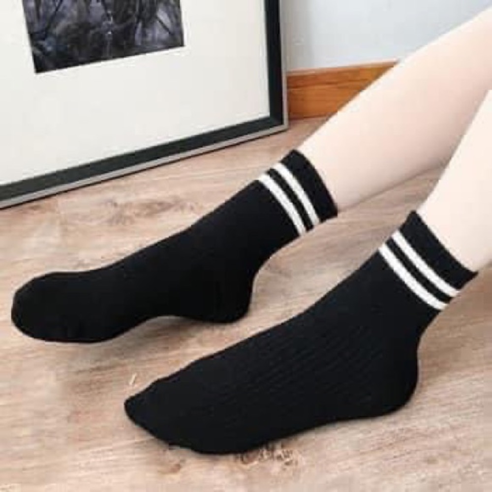 5 pairs Ruffle Cotton Socks - Picture 2 of 3